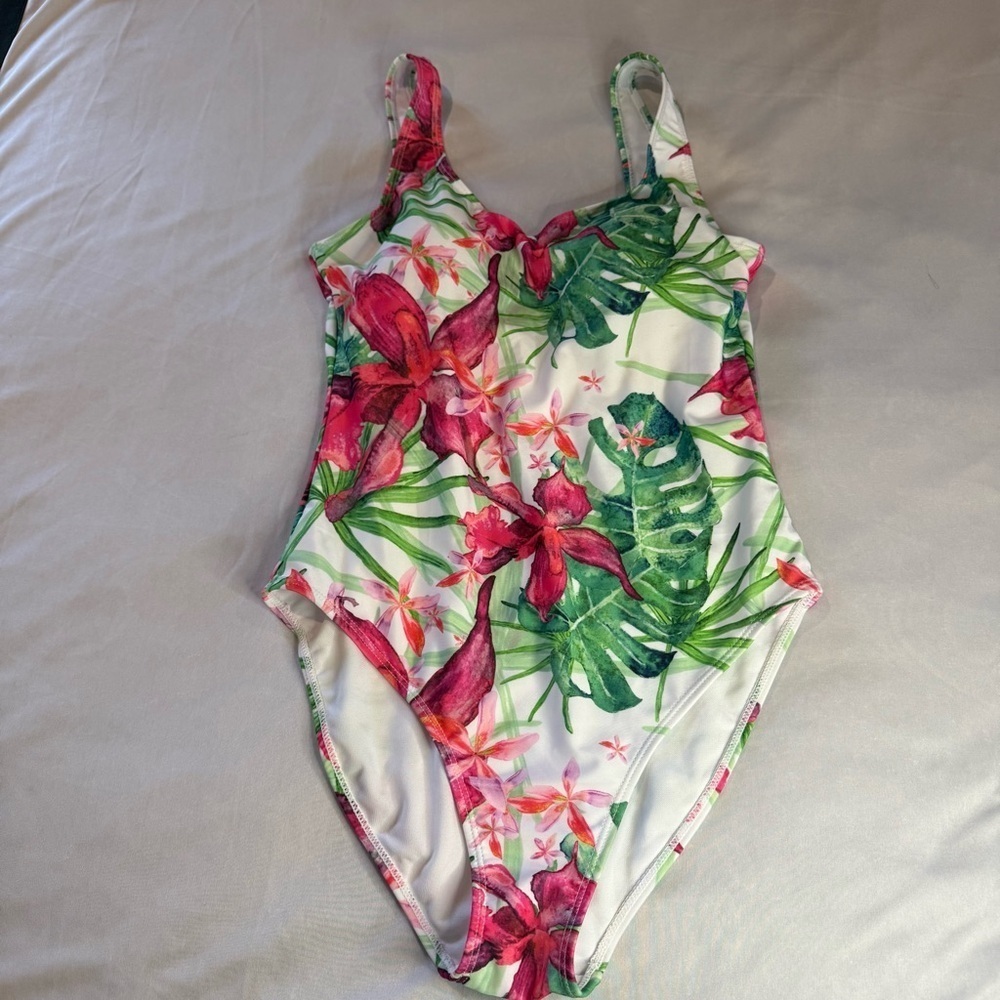 Nicole Miller Bathing Suit, Lagoon Floral Scoop Back, One Piece Women's Sz M